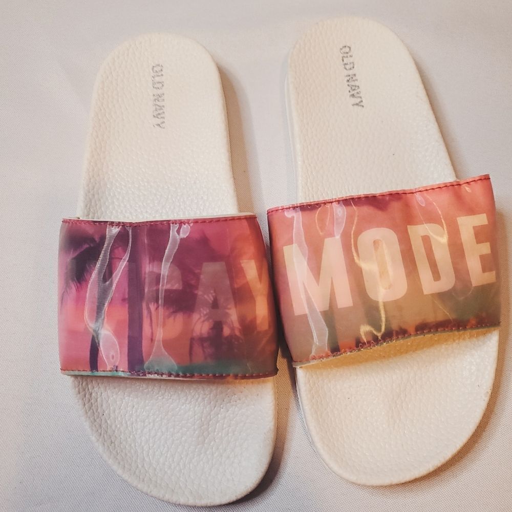 OLD NAVY Slides Flip Flops Size 3/4